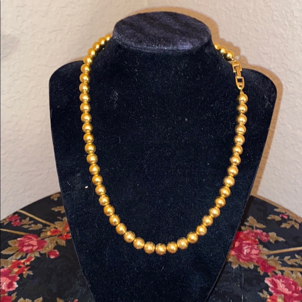 Napier necklace